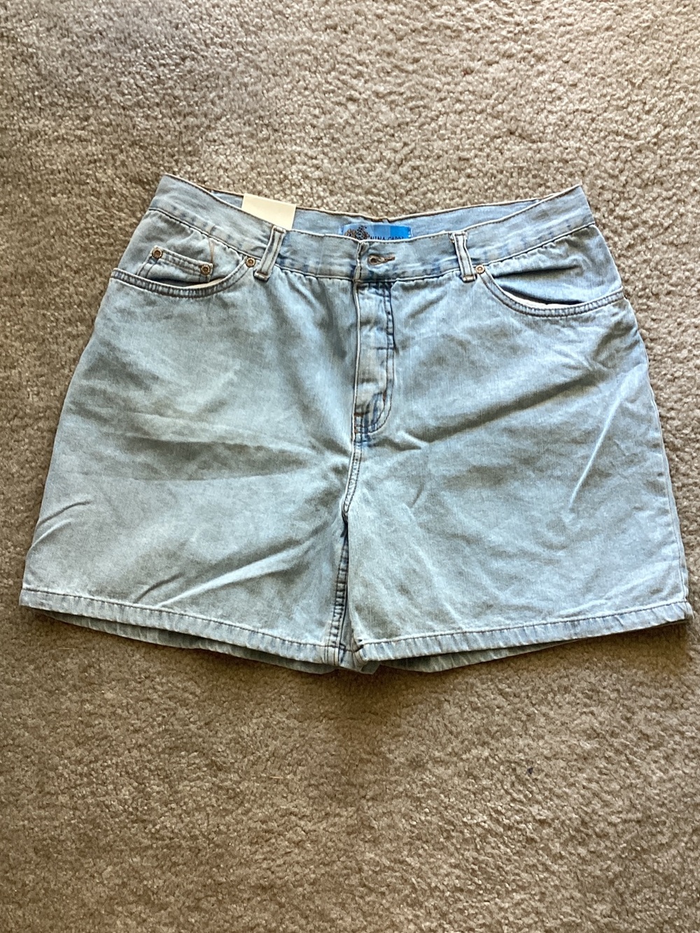 Nina Capri Vintage Light Wash Denim Cutoff Shorts, smaller waist
